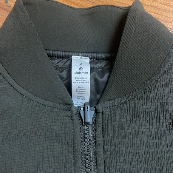 Lululemon Non-Stop Bomber Jacket - Picture 2 of 10